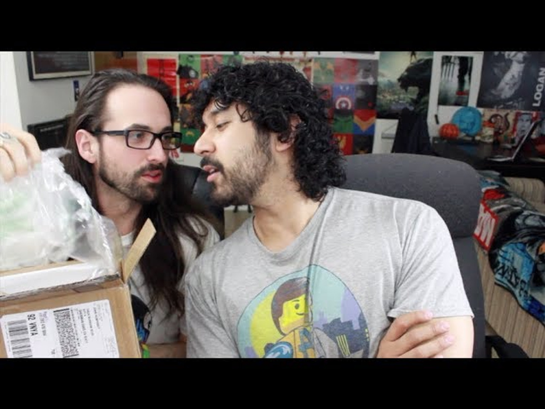 UNBOXING a Birthday Present from DAVID GANDY!!!