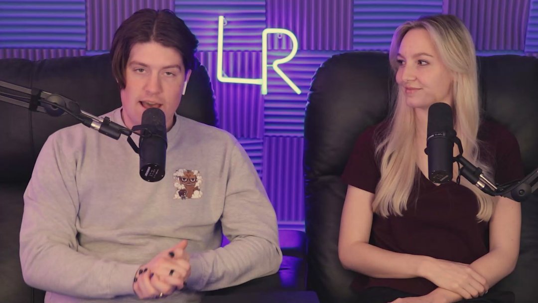 Attack on Titan 4x9 Reaction, "Brave Volunteers