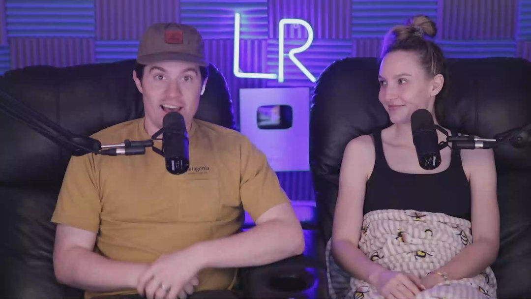 Gravity Falls 1x1 Reaction, "Tourist Trapped"