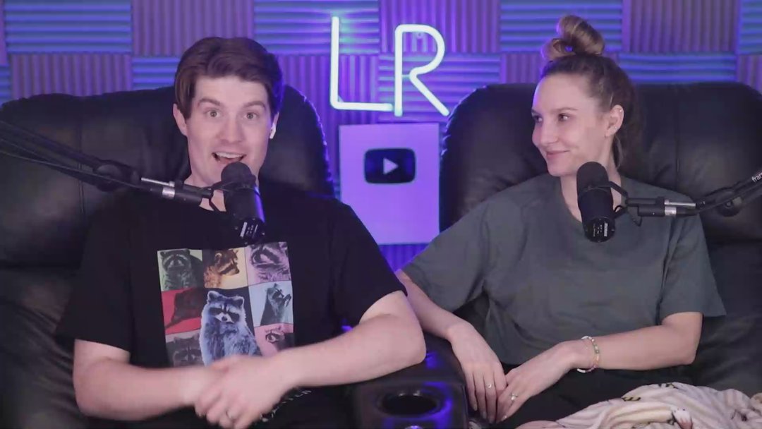 Gravity Falls 1x4 Reaction, "The Hand That Rocks the Mabel"