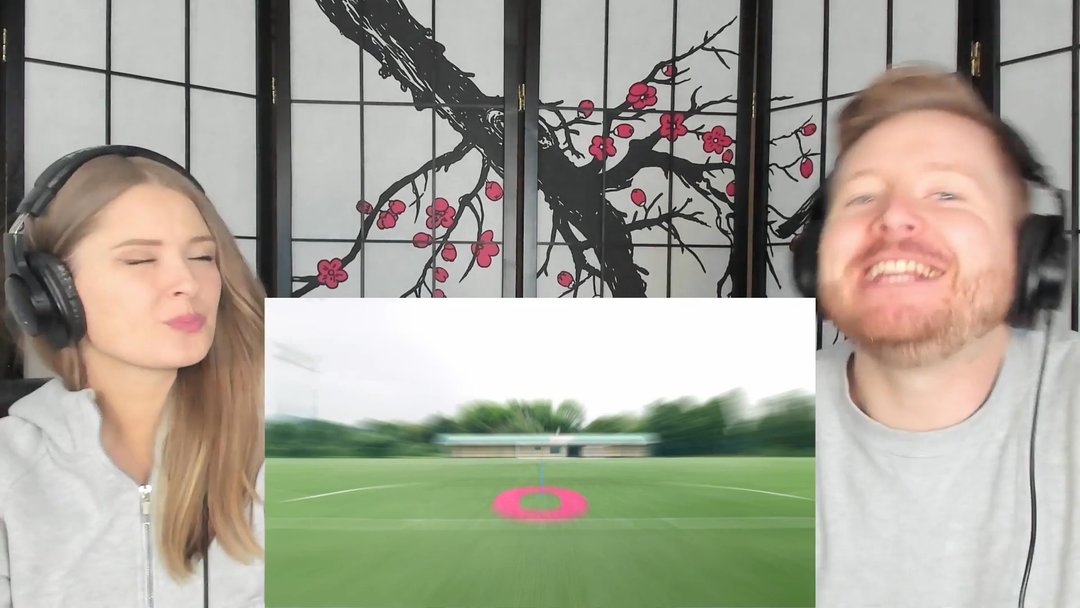 ChrisMD's 20 WOMEN VS 1 YOUTUBER: Football Edition Reaction