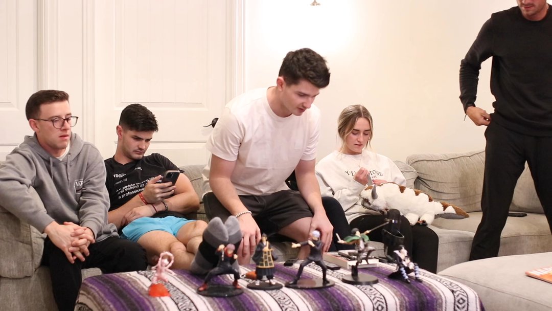 .A. .T. .L. .A. 1x17