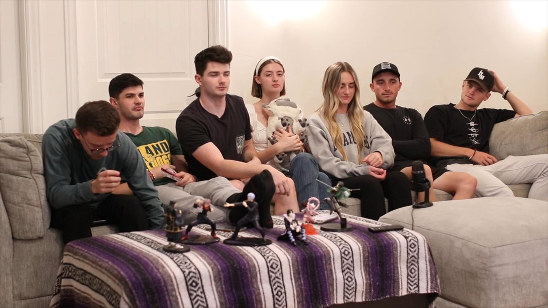 .A. .T. .L. .A. 1x19-20